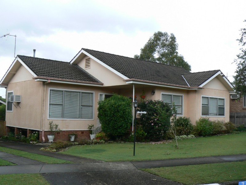 7 Wingham Road, Taree, NSW 2430