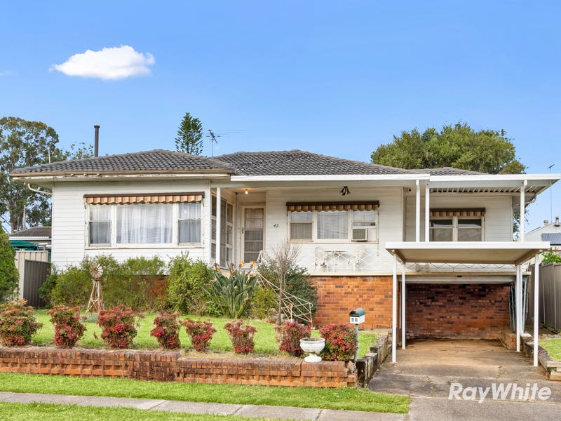 42 Kurrajong Crescent, Blacktown, NSW 2148 Property Details