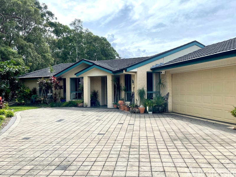 2 The Southern Parkway, Forster, NSW 2428 Property Details