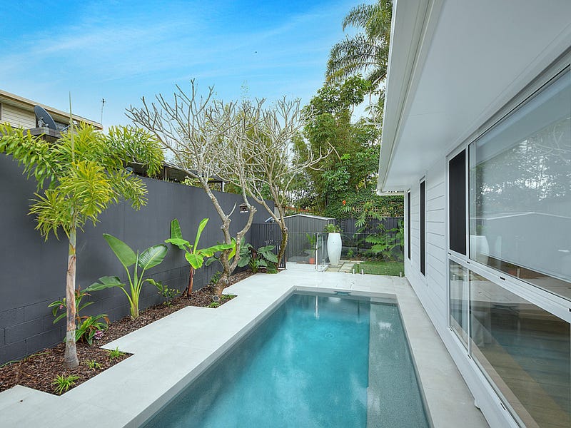 25 Sportsman Avenue, Mermaid Beach, QLD 4218