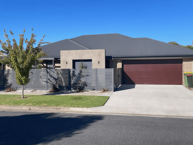 16 Watson Street, Wodonga, Vic 3690 Property Details