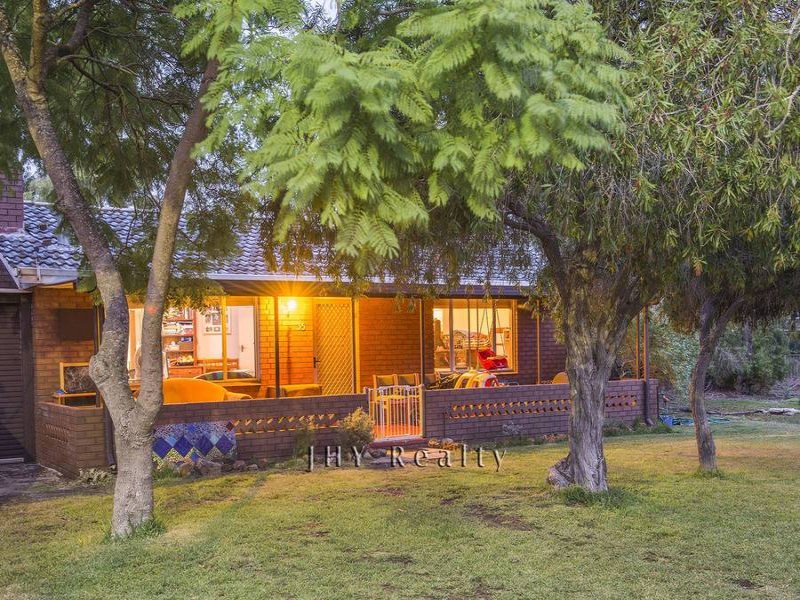 35 Peppermint Drive, Dunsborough, WA 6281 Property Details