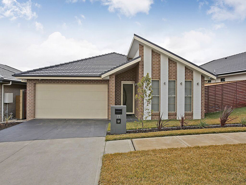 15 Leeuwin Road, Gledswood Hills, NSW 2557