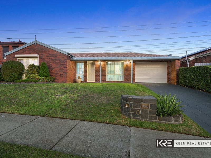 30 Geraldine Drive, Hampton Park, VIC 3976