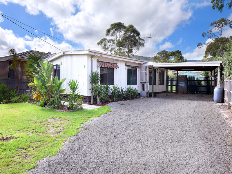 9 Sunhill Avenue, McCrae, Vic 3938 Property Details