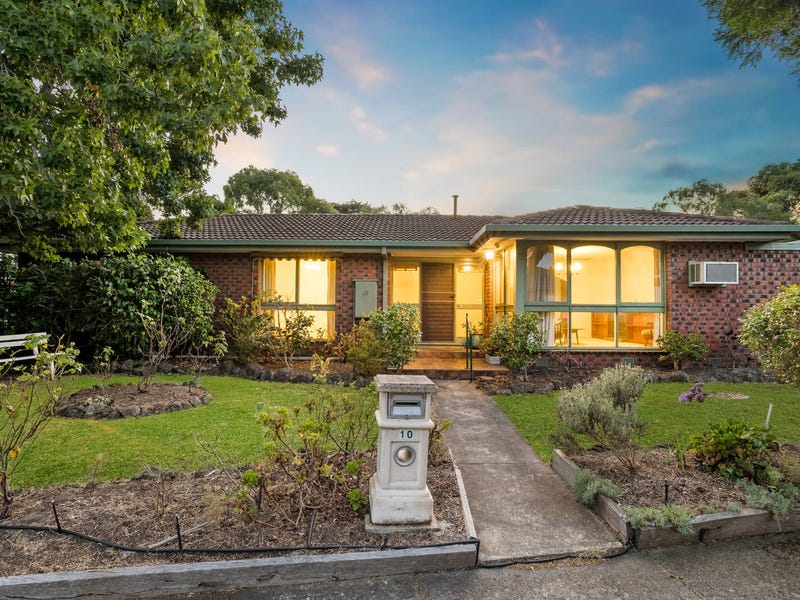 10 Seaton Drive, Dingley Village, VIC 3172