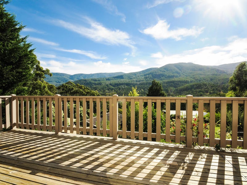 5 Redcliffs Avenue, Warburton, Vic 3799 Property Details