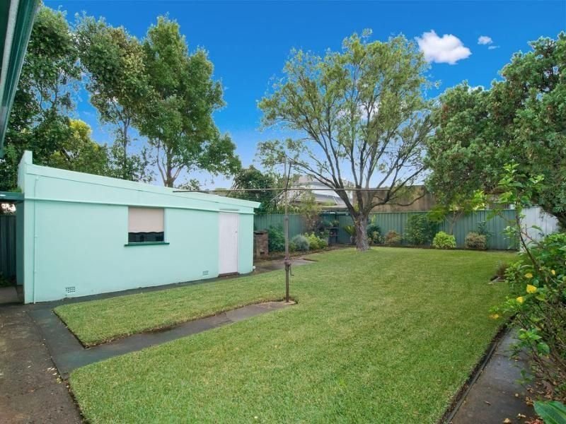 16 Robinson Street, Belfield, NSW 2191 Property Details