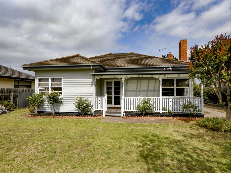63 Dundas Street, Sale, Vic 3850 Property Details