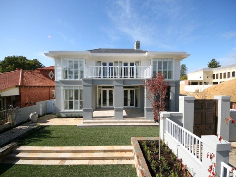 34 Hobbs Avenue, Dalkeith, WA 6009