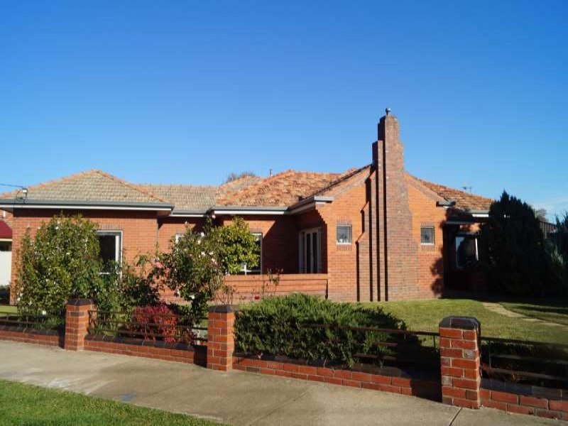 2 4 Clive St, Shepparton, Vic 3630 Property Details