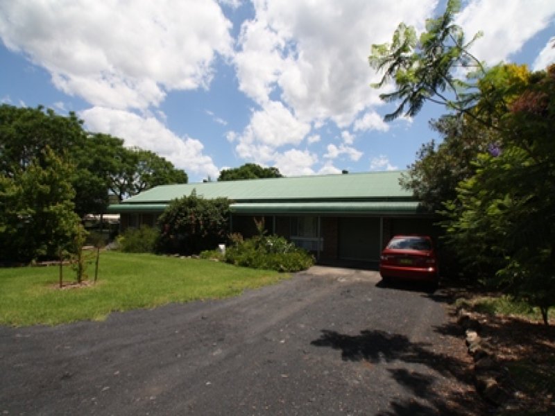 17 Darley Street, Thirlmere, NSW 2572