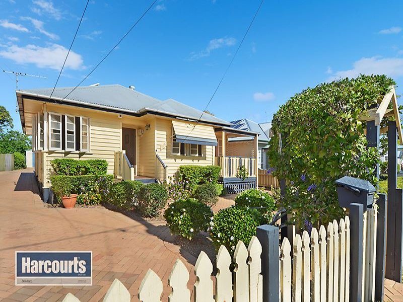 105 Blackwood Street, Mitchelton, Qld 4053 Property Details