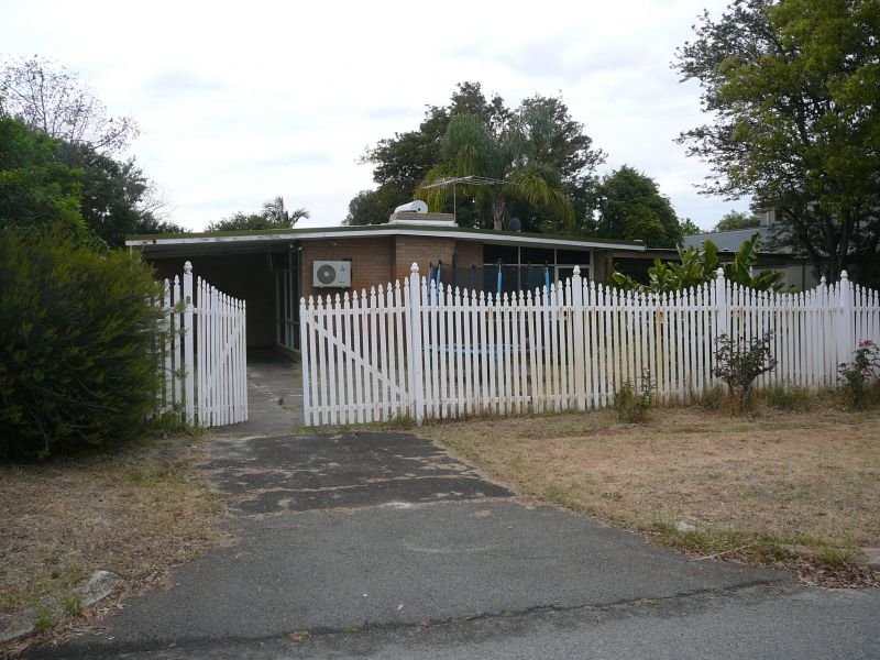 8-fourth-avenue-rossmoyne-wa-6148-property-details