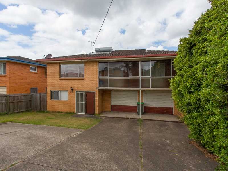 328 Stafford Road, Stafford, Qld 4053 Property Details