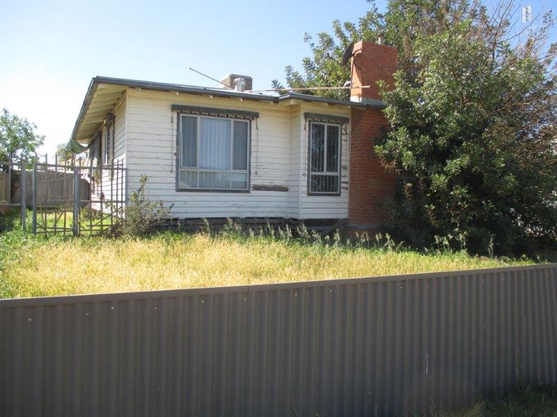 16 Railway Terrace, Ouyen, Vic 3490 Property Details