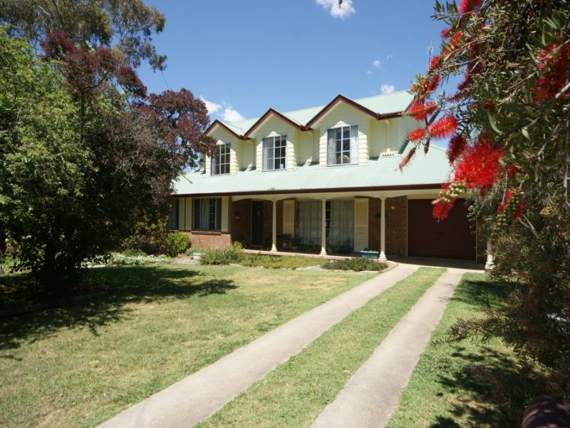 26 Dorothy Avenue, Armidale, NSW 2350