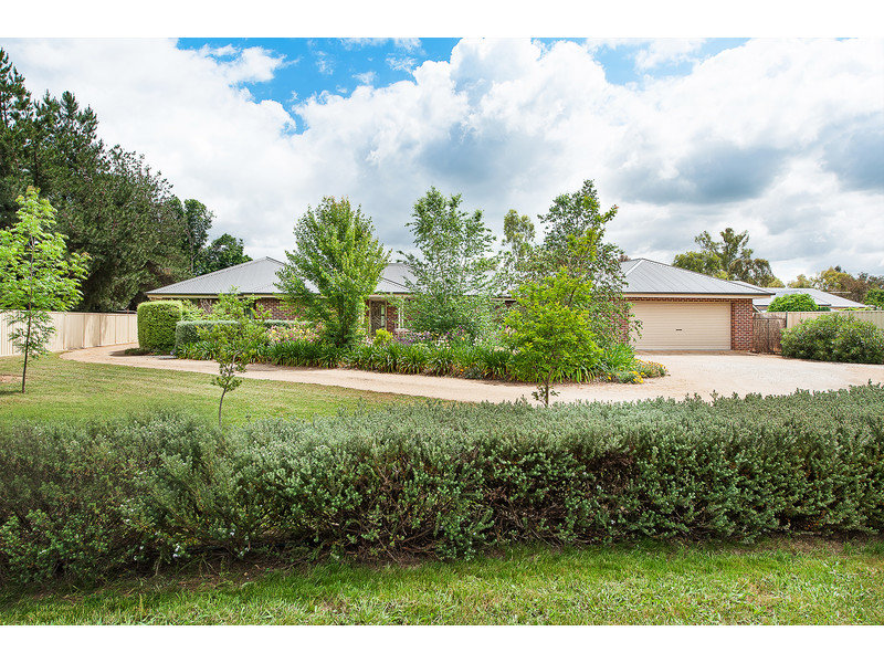 66 Dight Street, Jindera, NSW 2642 Property Details