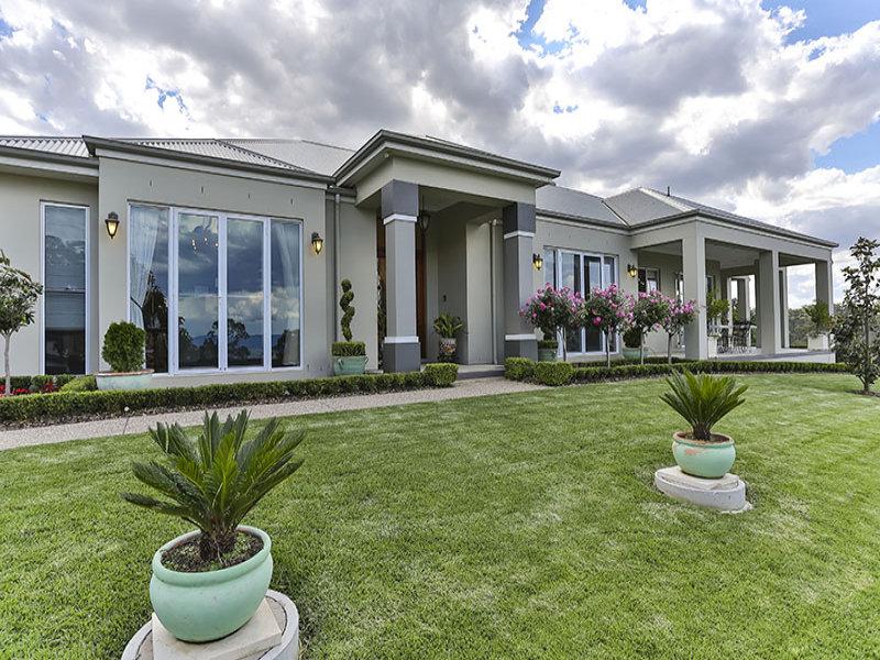 6 Skye Court, Prince Henry Heights, QLD 4350