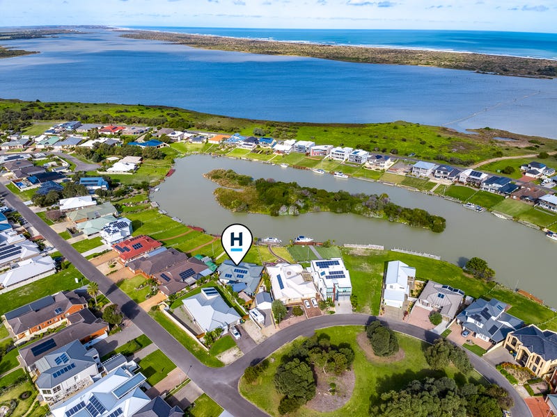 35 Prince Alfred Parade, Hindmarsh Island, SA 5214