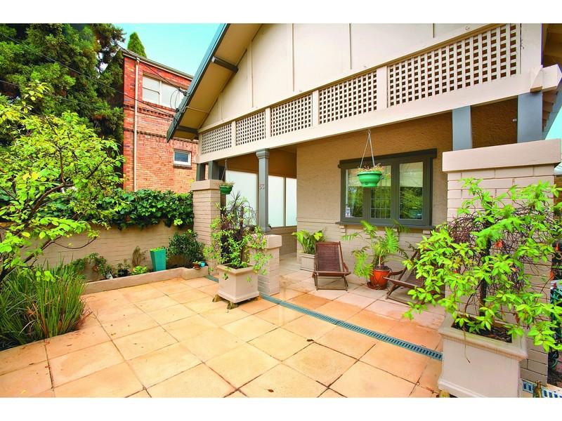 53 Slade Street, Naremburn, NSW 2065 Property Details