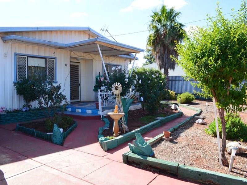 37 North Terrace, Boulder, WA 6432 Property Details