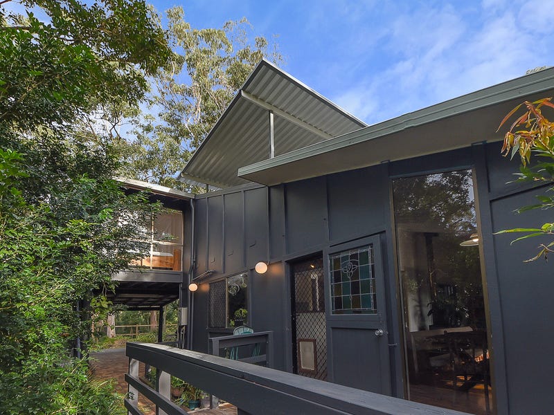 1854 Mount Nebo Road, Mount Nebo, QLD 4520