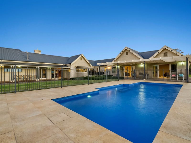 40 Eva Place, Lovely Banks, Vic 3213 House for Sale