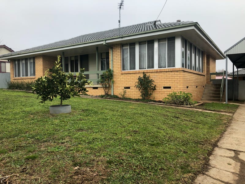 46 Selwyn Street, Adelong, NSW 2729