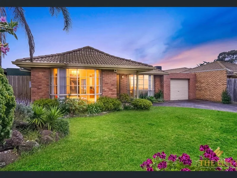 28 Westcott Parade, Rockbank, Vic 3335 House for Sale