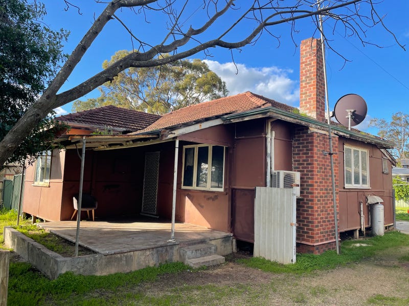 7 Kintore Street, Moora, WA 6510