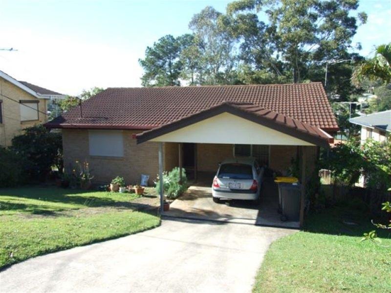 96 Bracken Street, Moorooka, Qld 4105 Property Details