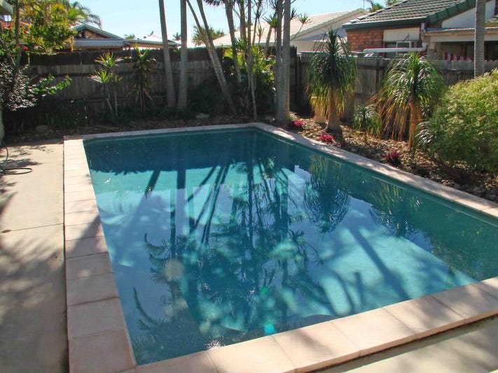 3 Lakefield Cres, Paradise Point, QLD 4216