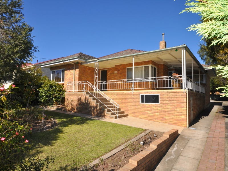 239 Walsh Street, East Albury, NSW 2640