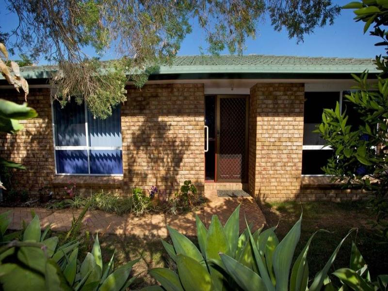 31 Mindona Street, Wishart, Qld 4122 Property Details