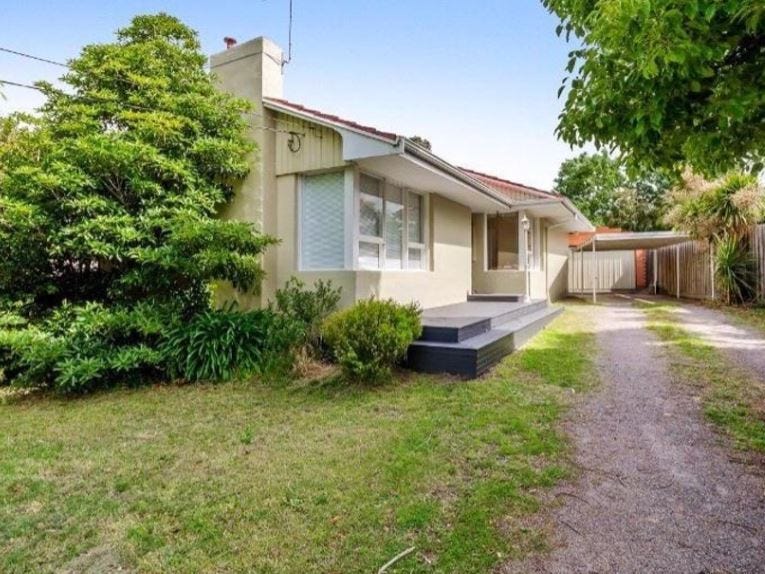 54 Pratt Avenue, Frankston South, Vic 3199 House for Sale