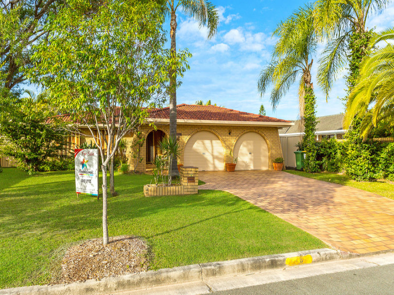 6 McIlwraith Avenue, Sorrento, Qld 4217 Property Details