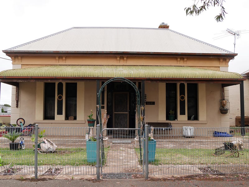 2 Main street, Owen, SA 5460 Property Details