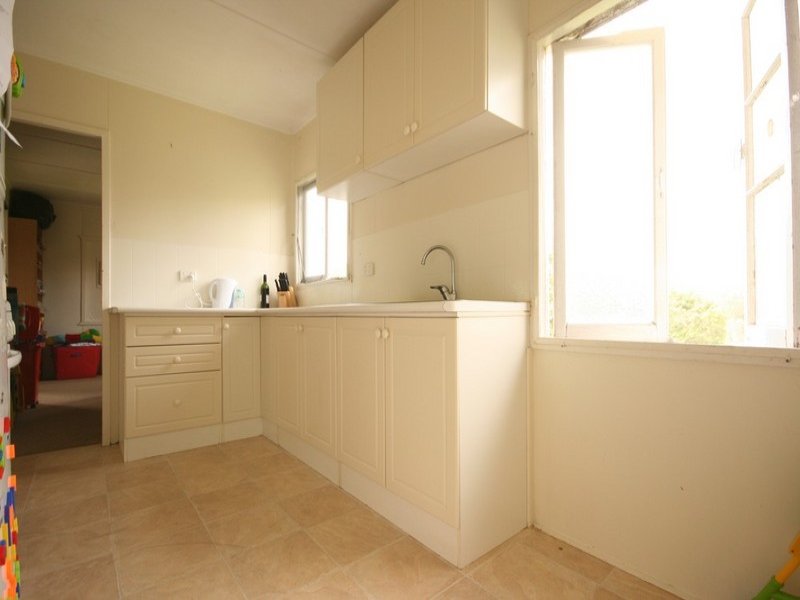 23 Hill Street, Sarina, Qld 4737 Property Details