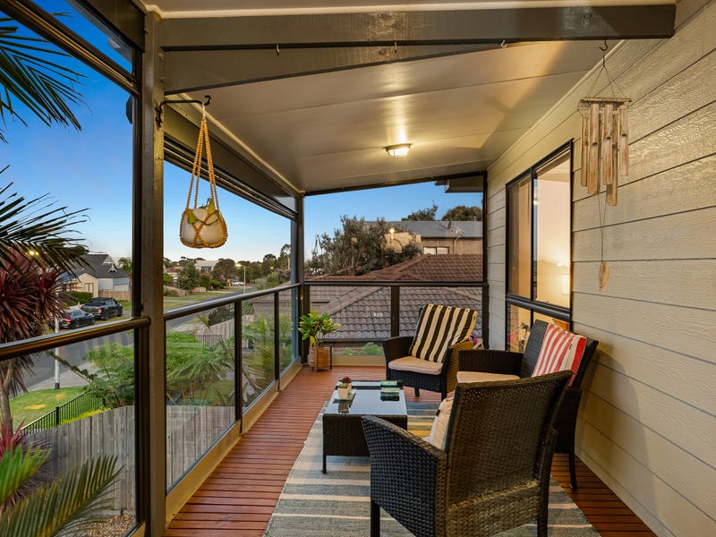 16 Katherine Circuit, Cowes, Vic 3922 House for Sale