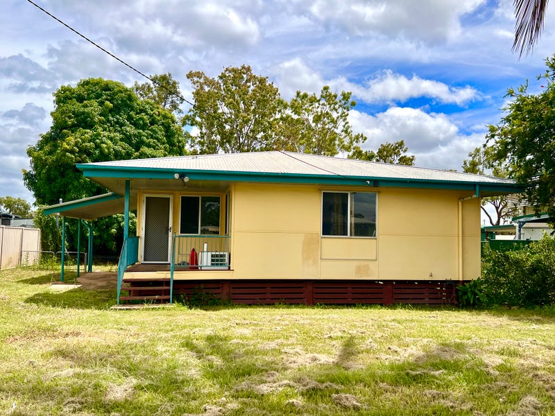 6 Munro, Moranbah, Qld 4744 House for Sale