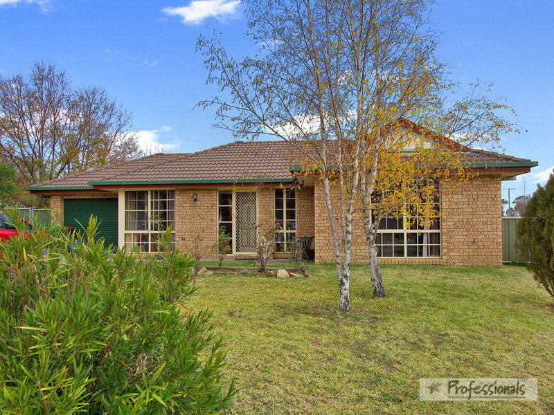 60 Ash Tree Drive, Armidale, NSW 2350