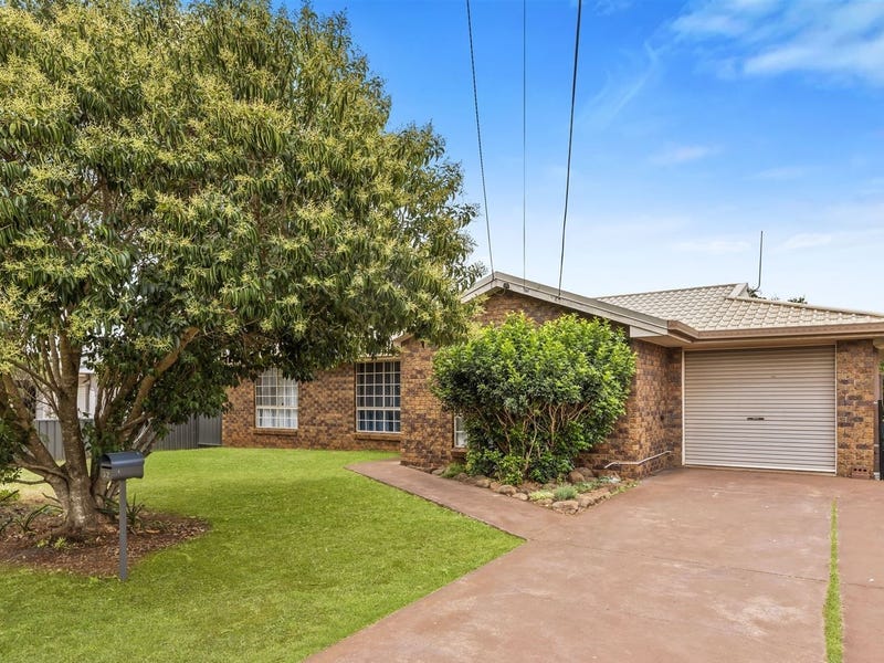 32 Lavena Drive, Darling Heights, QLD 4350