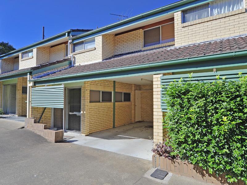 4/38 Gray Avenue, Corinda, Qld 4075 Property Details