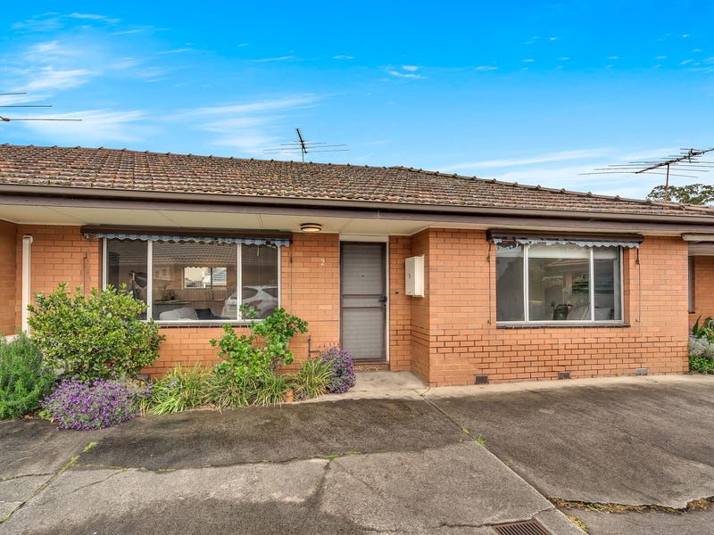 2/82 Henty Street, Reservoir, Vic 3073 Property Details