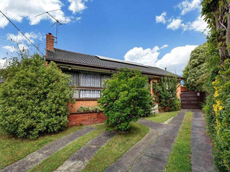 10 Hendra Grove, Ringwood, Vic 3134 Property Details