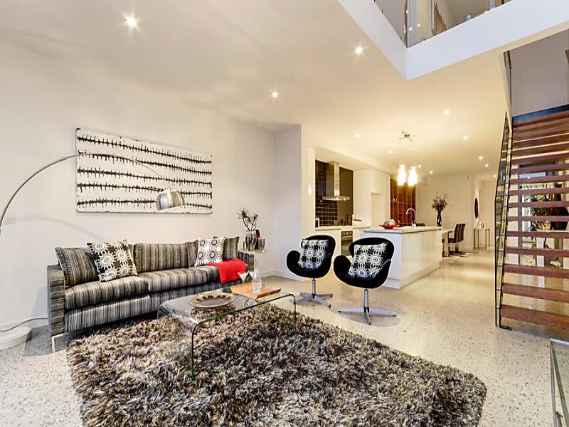 2/11 Fielding Street, Yarraville, Vic 3013 Property Details