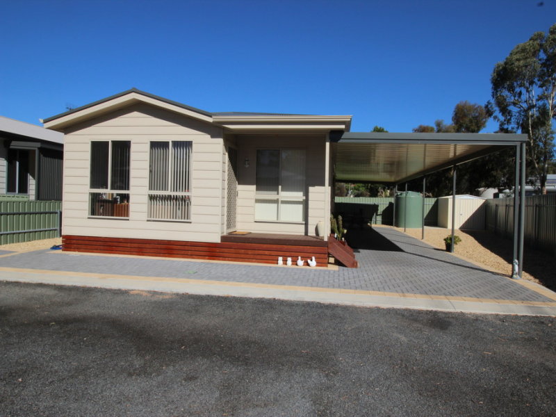 Site 4 Waikerie Lifestyle Village, Waikerie, SA 5330 Property Details