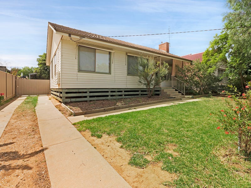 92 McKenzie Street, Echuca, Vic 3564 Property Details