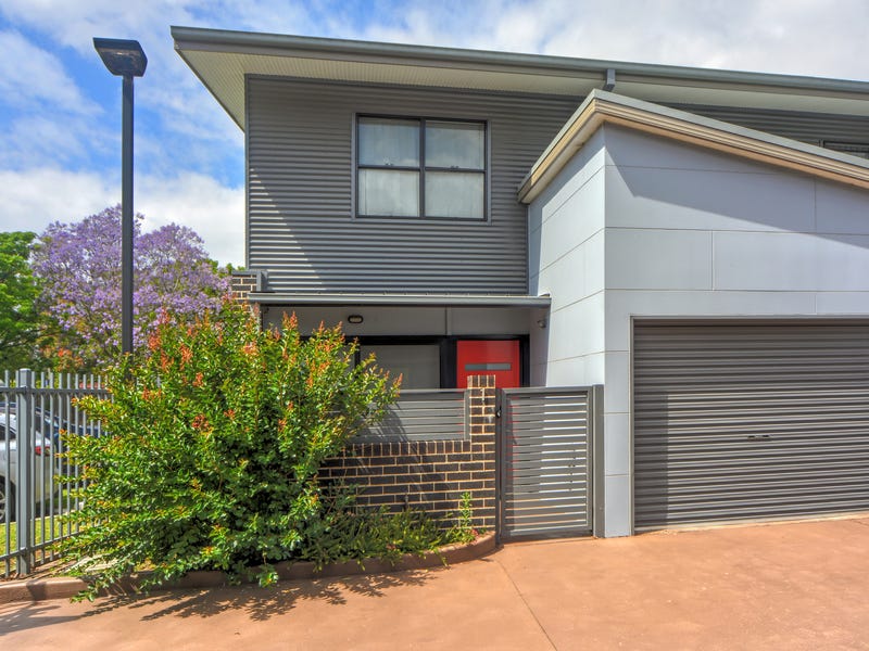 1/429A Princes Highway, Bomaderry, NSW 2541 Property Details